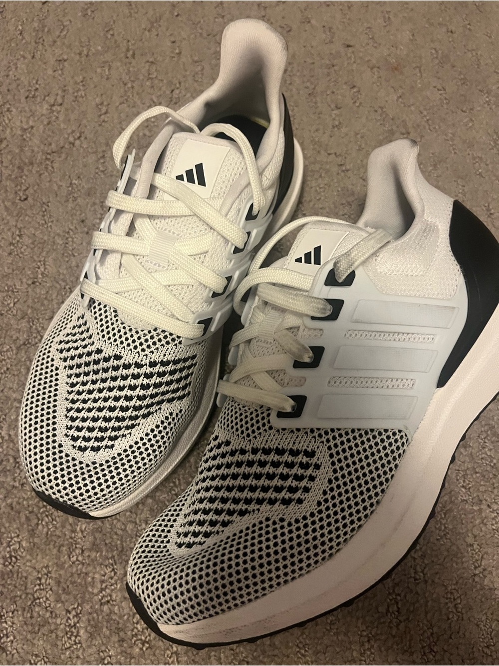 Adidas woman White and Black Running Shoes 5.5w